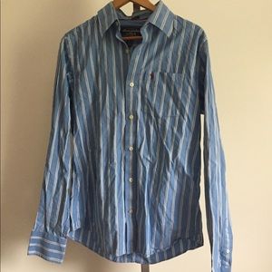 Men’s size large Abercrombie shirt!
